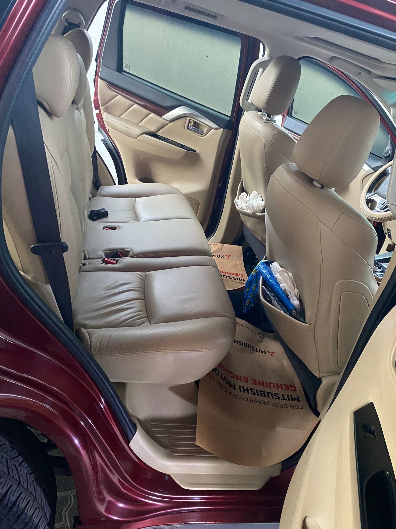 Mitsubishi Montero Sport GLX Premium 4WD Full option