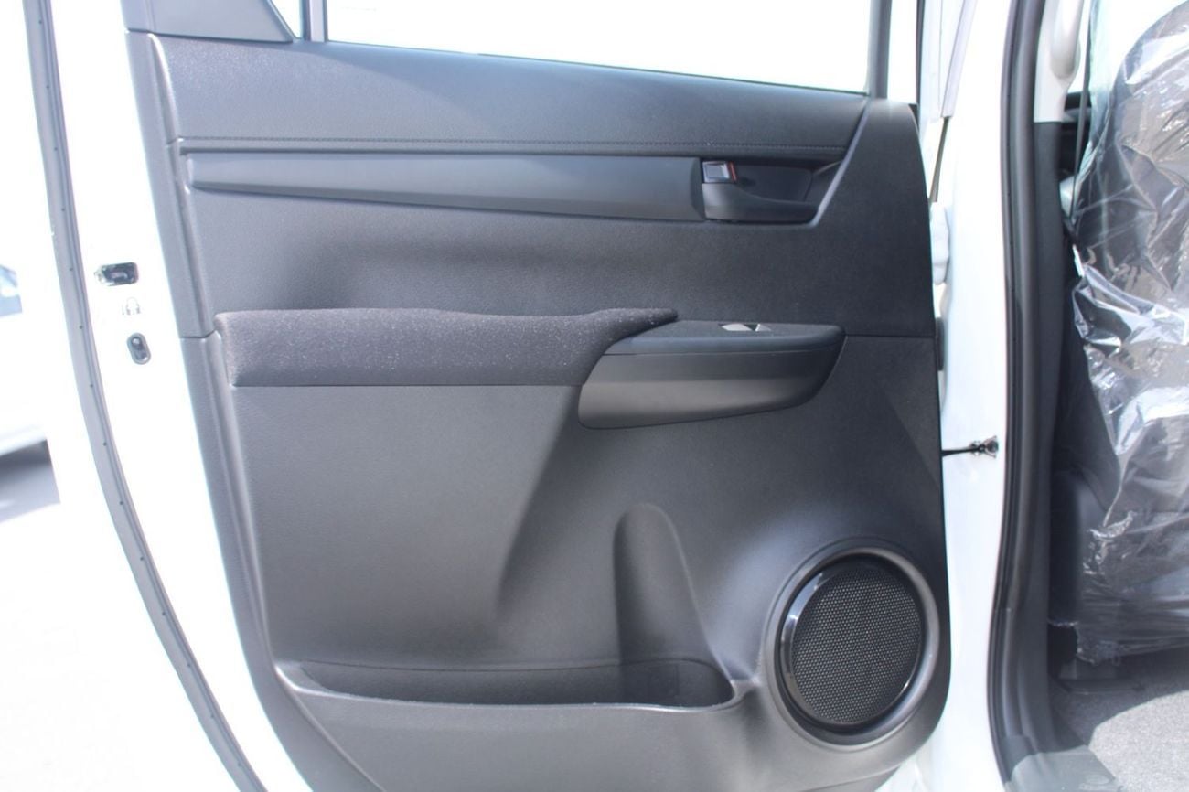 تويوتا هيلوكس TOYOTA HILUX 2.4L DIESEL 4 X 4 DOUBLE CABIN ACTIVE MANUAL TOYOTA HILUX 2.4L DIESEL 4 X 4 DOUBLE CABIN MANUAL