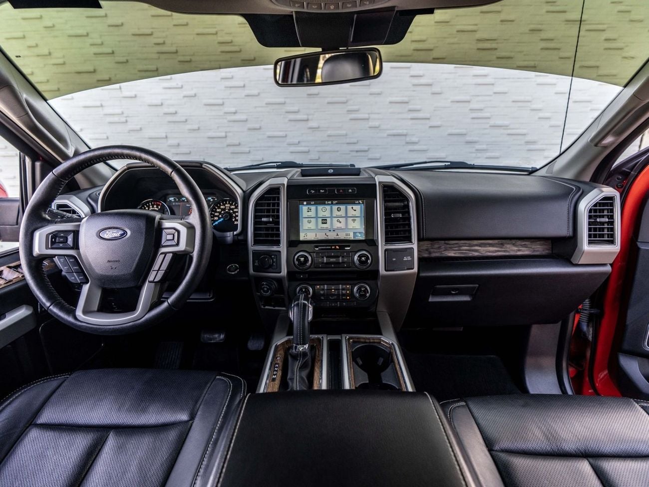 Ford F-150 LARIAT Ford F-Series 2018 for 1,433.00 AED monthly