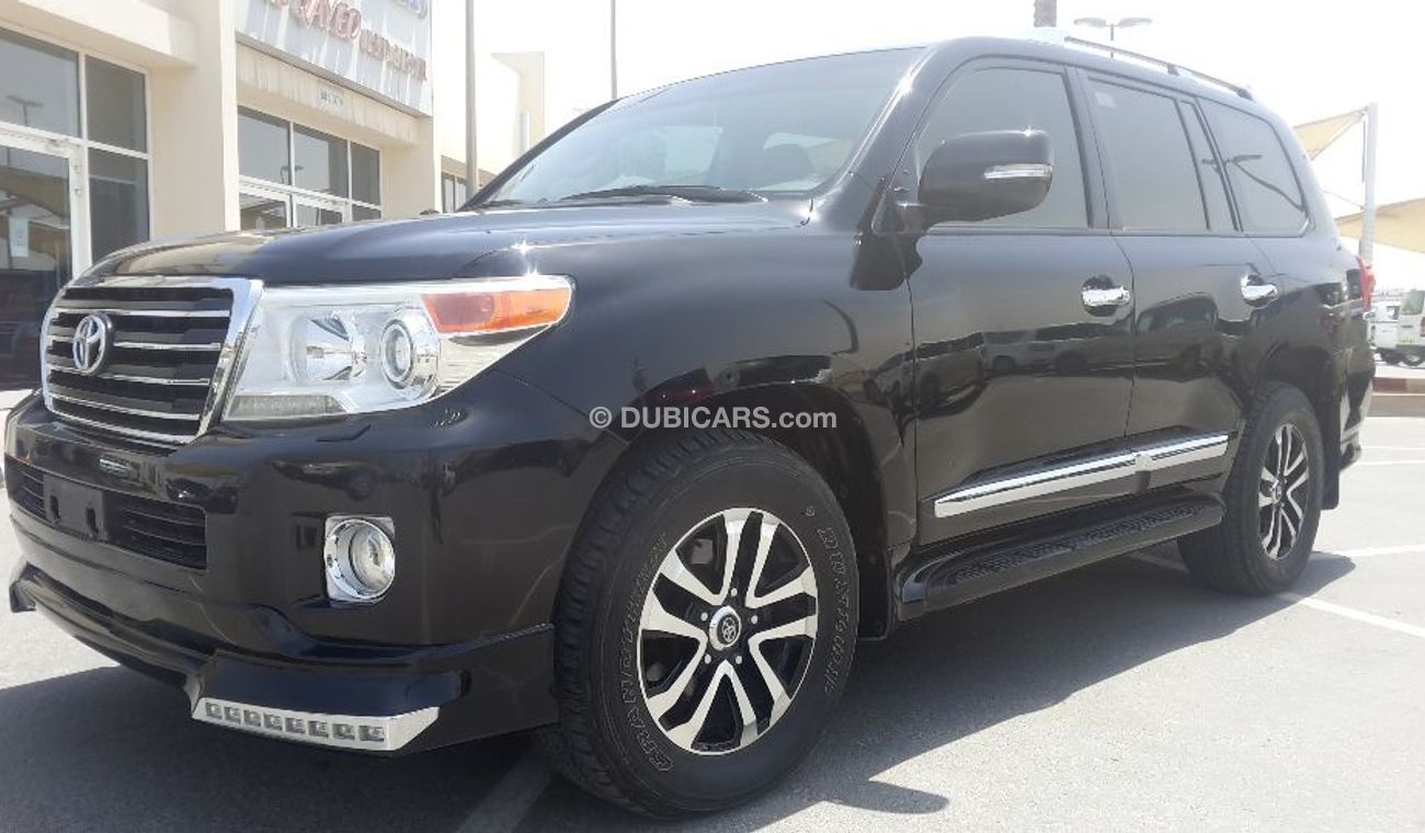 تويوتا لاند كروزر Gxr v.8