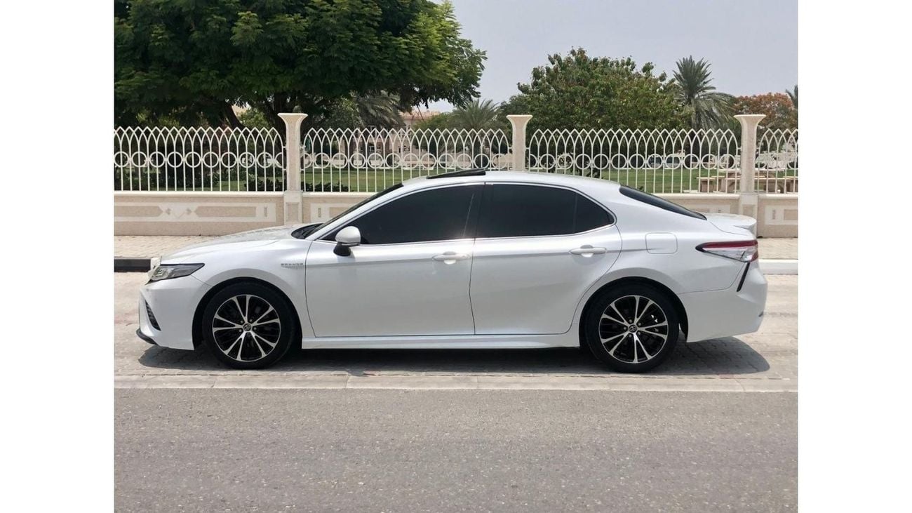 تويوتا كامري TOYOTA Camry Grand ،Sport ،V6 ،2018 ،GCC ،Top of range, service history