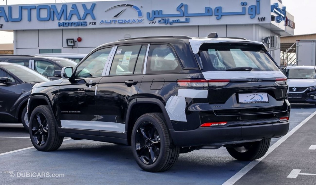 Jeep Grand Cherokee Altitude 4X4 , 2022 , GCC , 0Km , (ONLY FOR EXPORT)