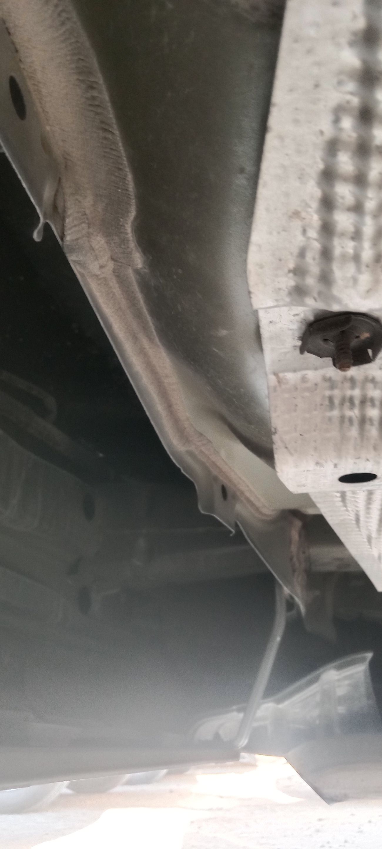 ميتسوبيشي آوتلاندر PREMIUM 2.5 | بدون دفعة مقدمة | اختبار القيادة في المنزل