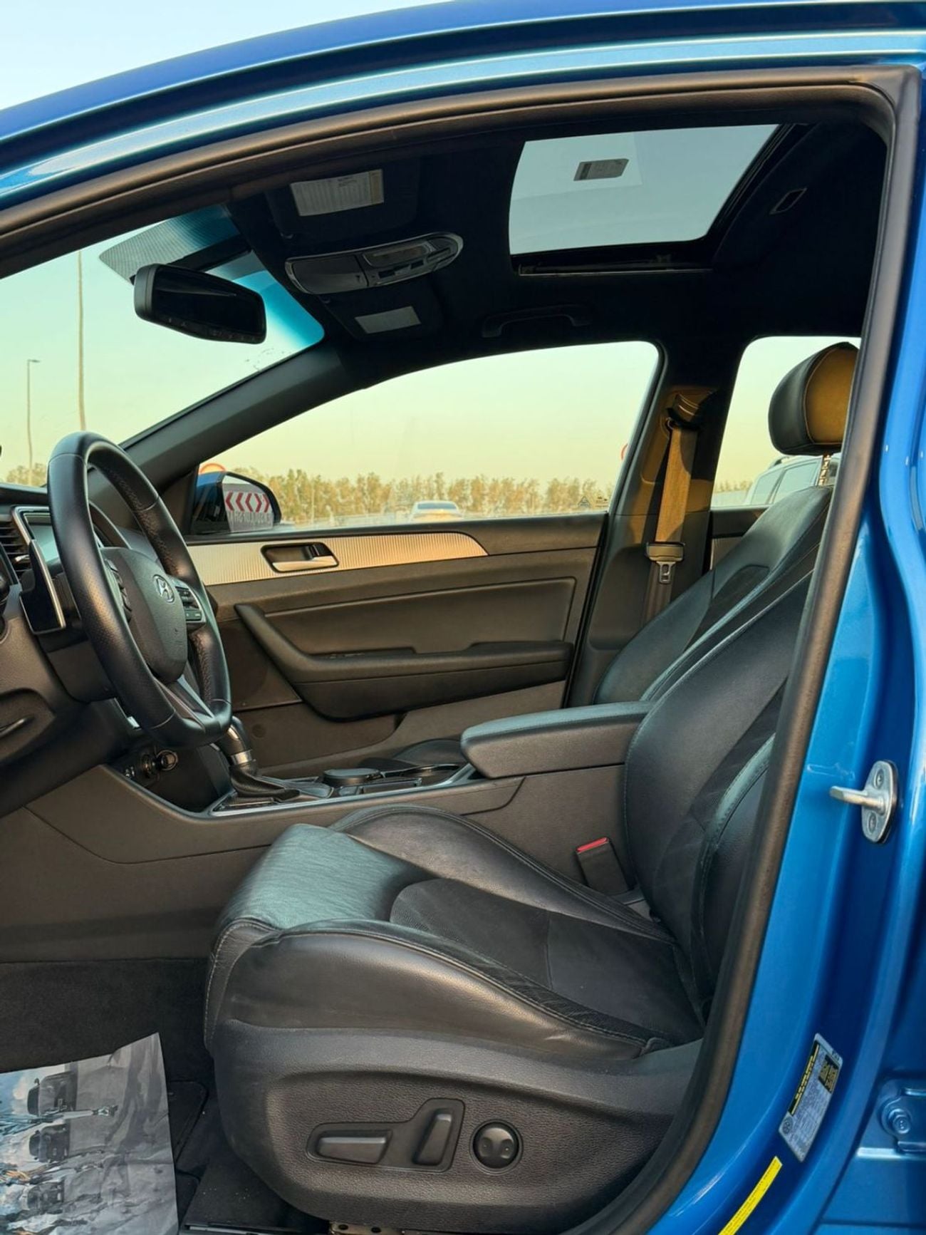 Hyundai Sonata fully loaded, top-of-the-line