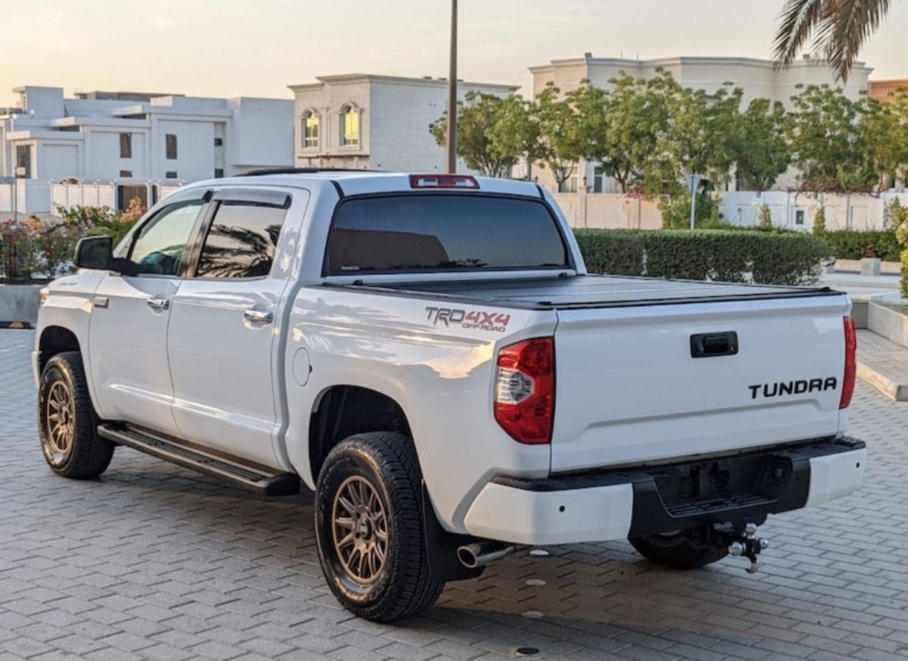 تويوتا تاندرا Toyota tundra Crewmax platinum 2019