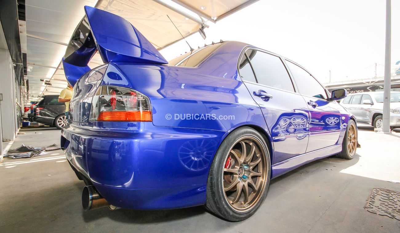 Mitsubishi Evo HKS