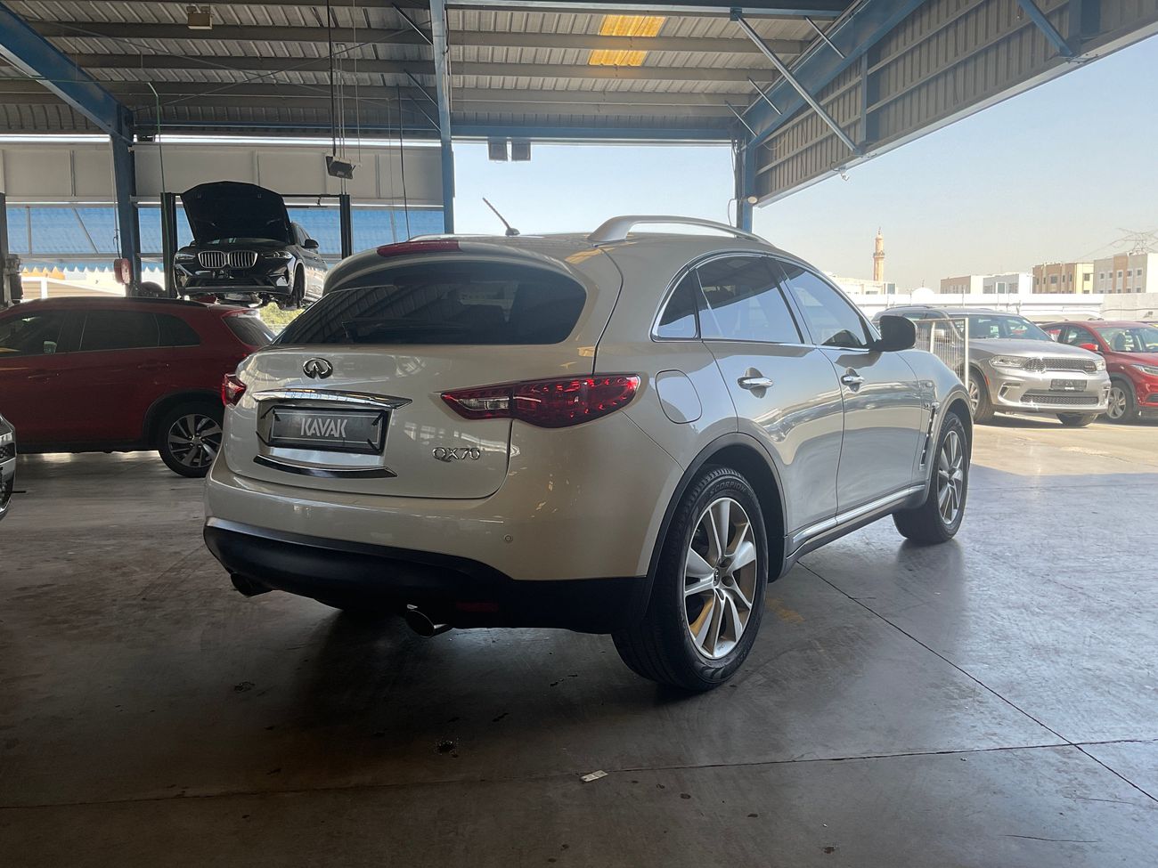 إنفينيتي QX70 Luxury / Luxe Sensory | شامل الضمان | 0 ﺪﻔﻋﺓ ﺃﻮﻟﻯ