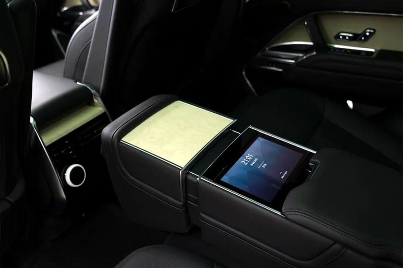 Land Rover Range Rover Sport SV Edition Two P635 4.4L RANGE ROVER | VOGUE SV | GCC SPECS | DEALER WARRANTY ALTAYER