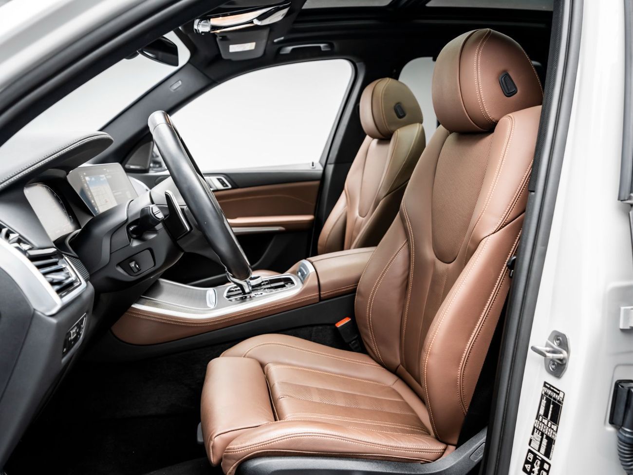 BMW X5 40i M Sport 3.0L 2023 BMW X5 xDrive40i, 2027 BMW Warranty + Service Contract, Low KMs, GCC