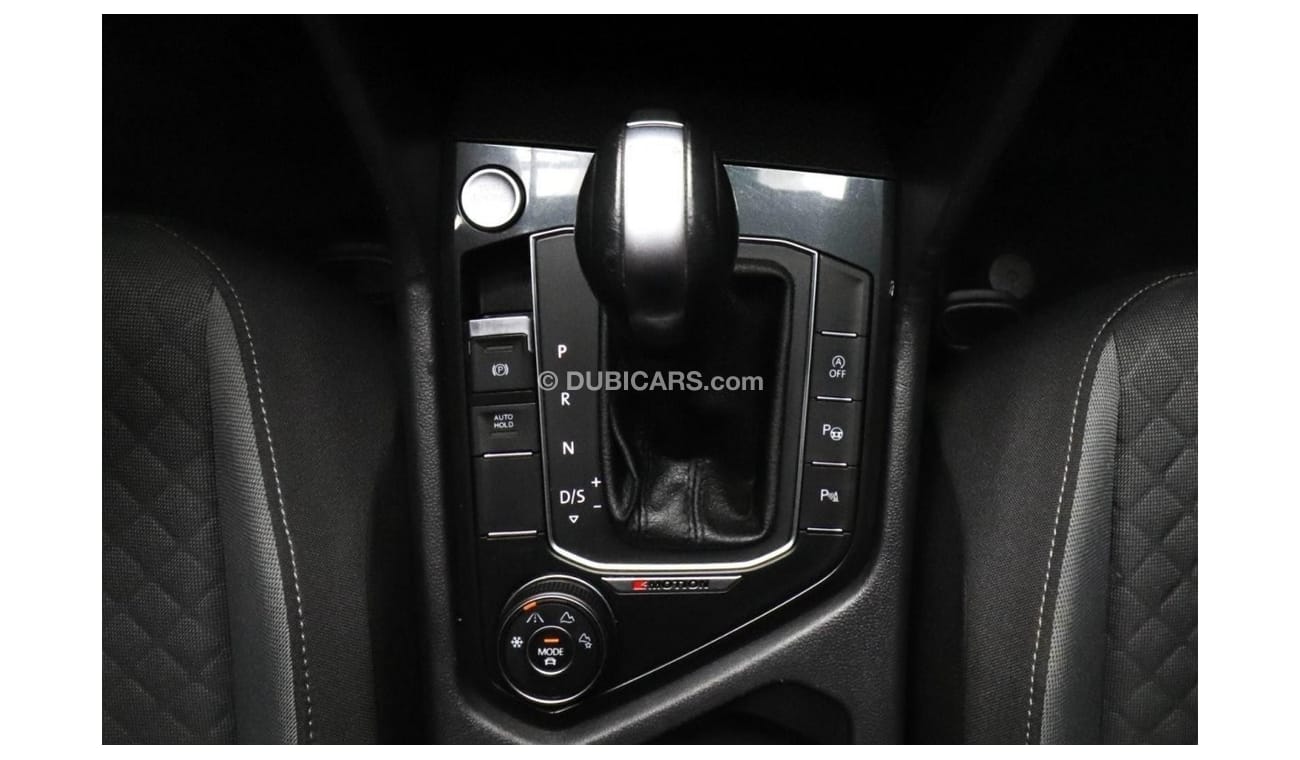 Volkswagen Tiguan SE 5N