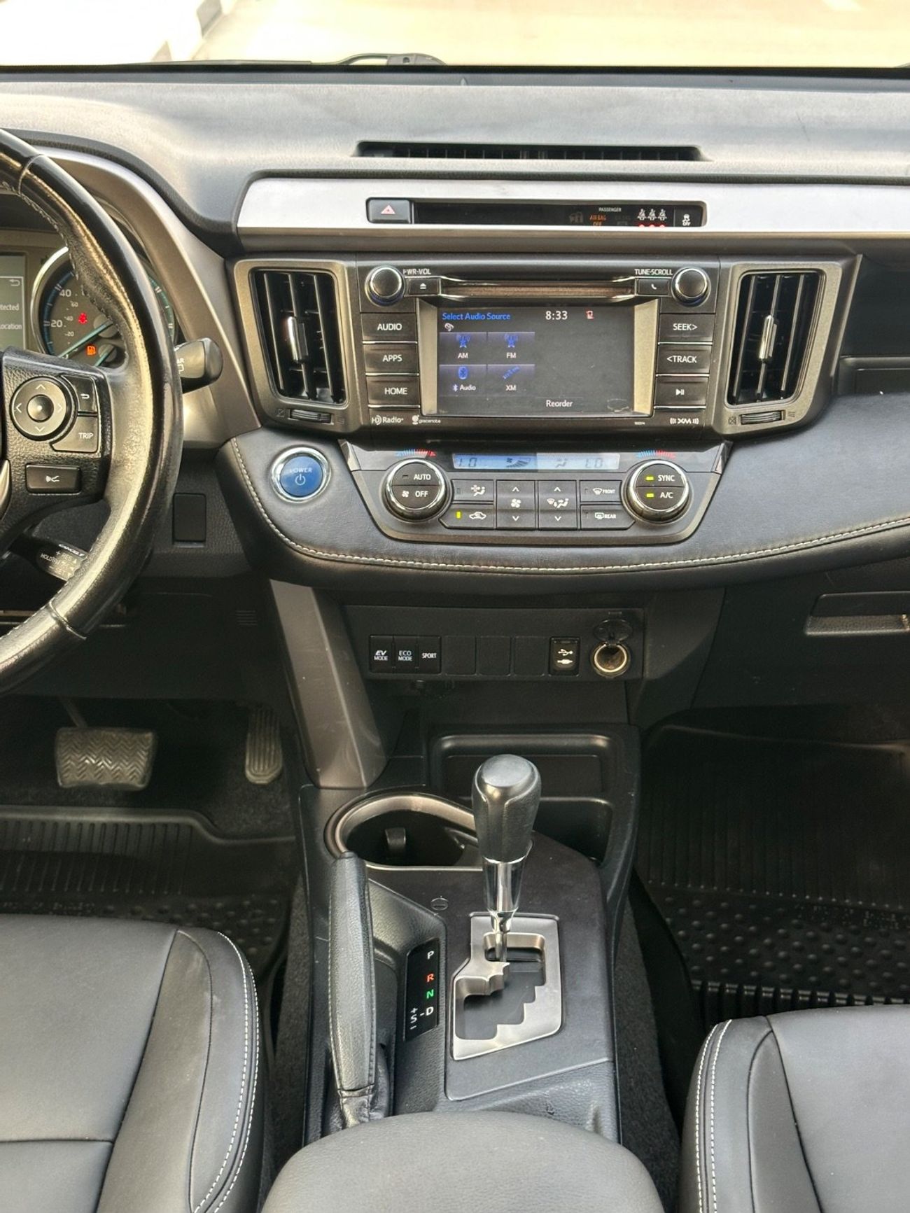 Toyota RAV4 XLE 2.5L