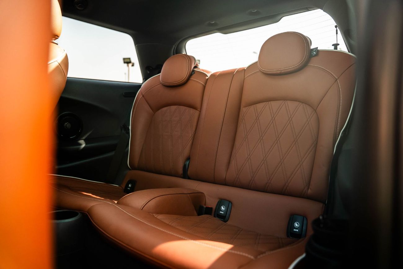 ميني كوبر إس JCW Kit 2022 Full Service History GCC Low Mileage 2.0L Turbo 4 Cylinders