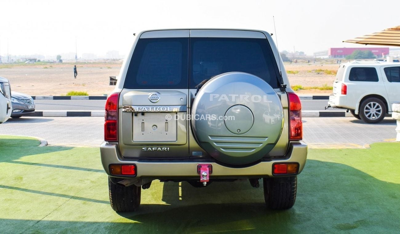 Nissan Patrol Safari