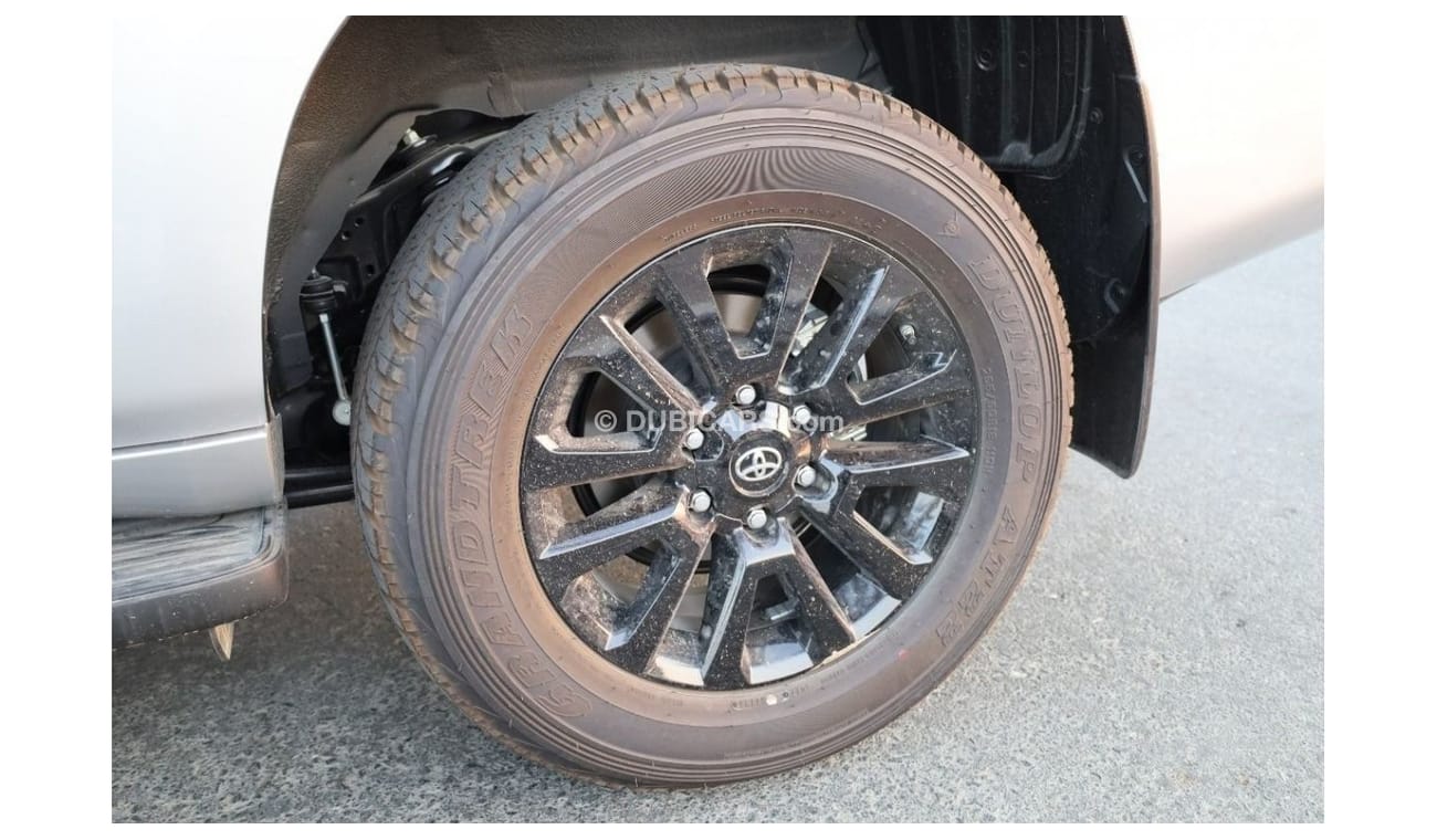 Toyota Prado TOYOTA_PRADO_TXL_BLACK_EDITIONS_4.0_V6_2023_FULL_OPTIONS_SILVER