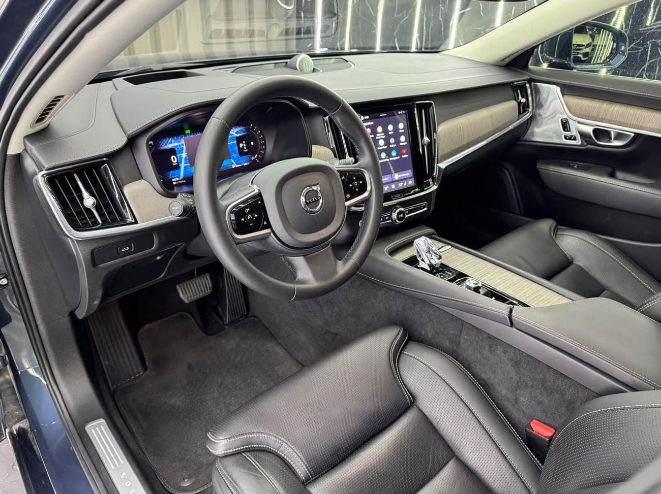Volvo S90 B6 Core