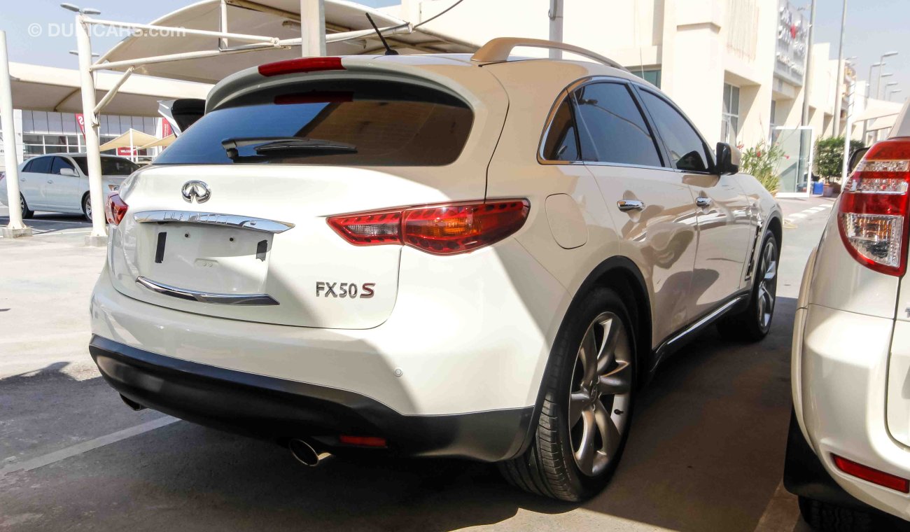 Infiniti FX50 S