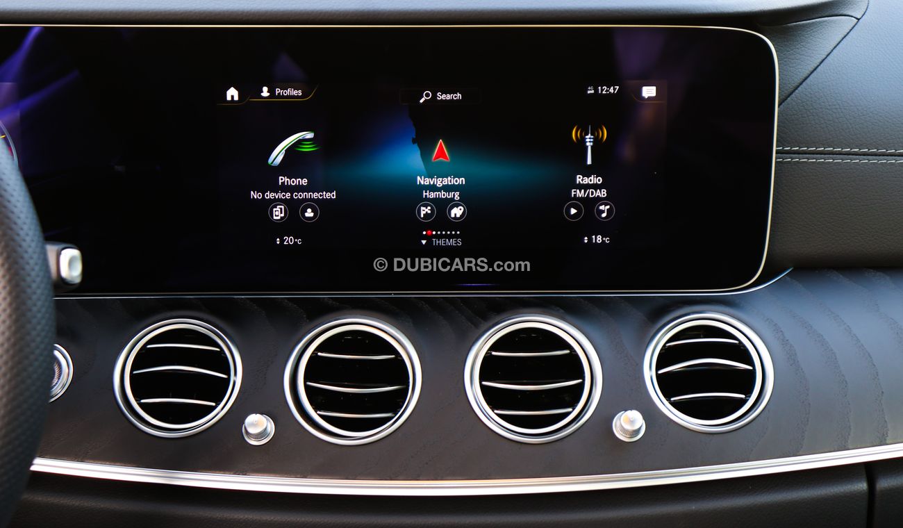 Mercedes-Benz E200 AMG MY2022 Night Package