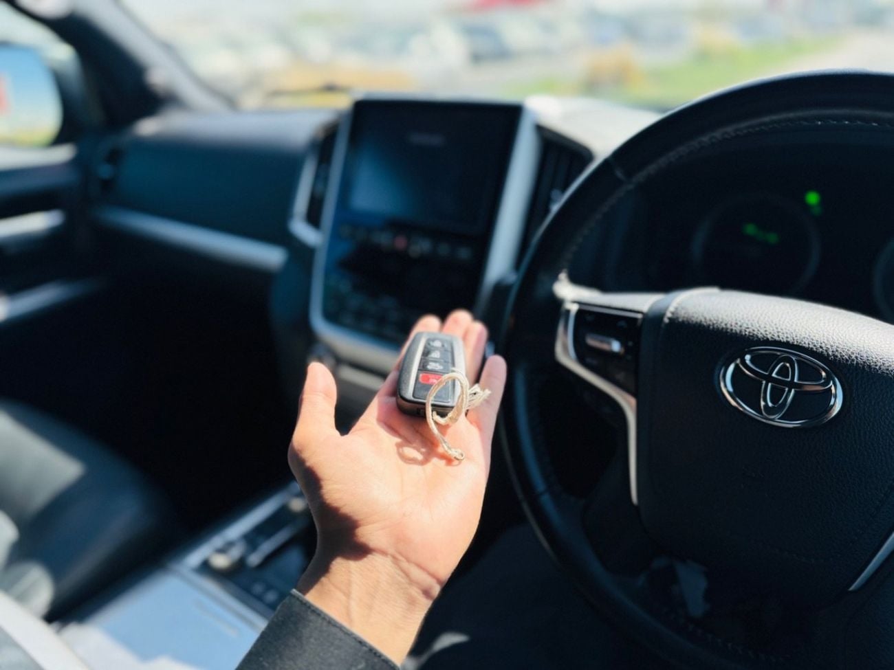 تويوتا لاند كروزر VXR Toyota Land Cruiser 2020 v8 diesel full options RHD