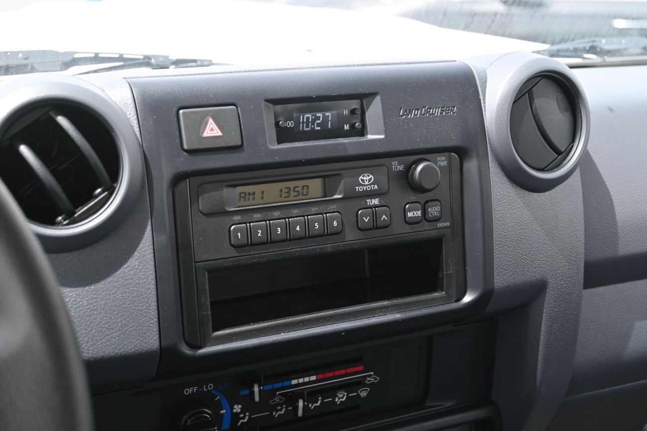 Toyota Land Cruiser 70 Toyota Land Cruiser 70 Series HardTop Manual 4.0L V6, Petrol, 4WD