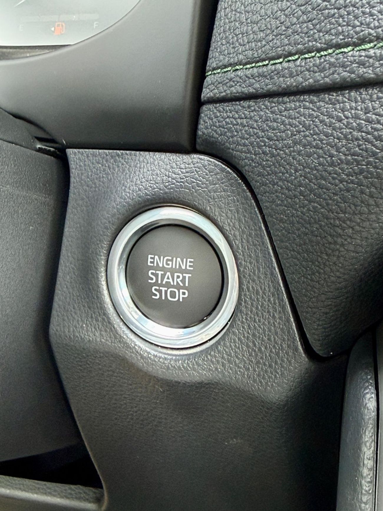 تويوتا راف ٤ Toyota RAV4 Toyota RAV4 2.0L Petrol FULL OPTION