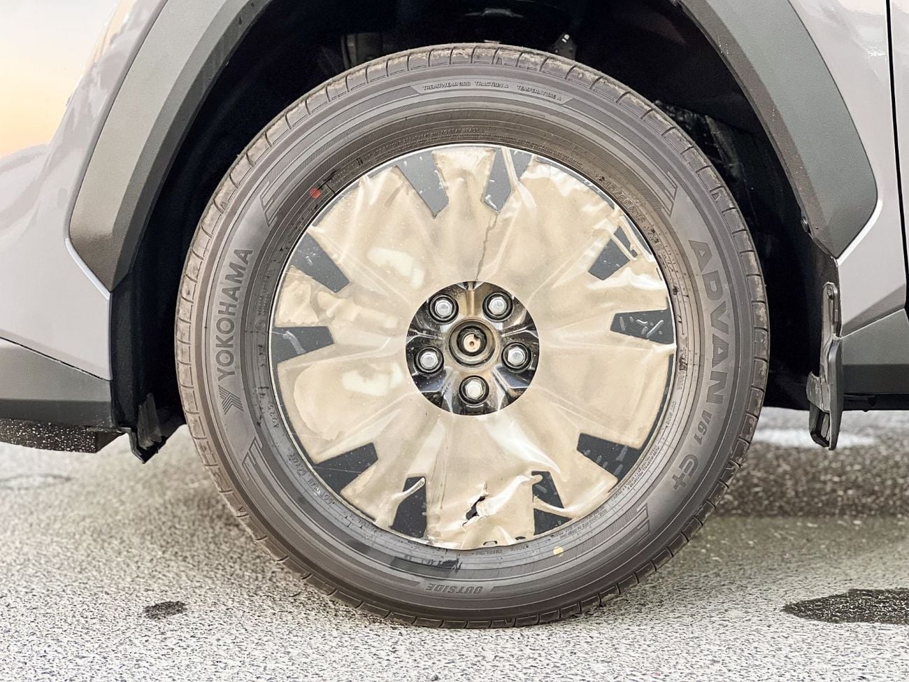 Toyota RAV4 EXPORT ONLY - Toyota Rav4 XLE - G 2.0L