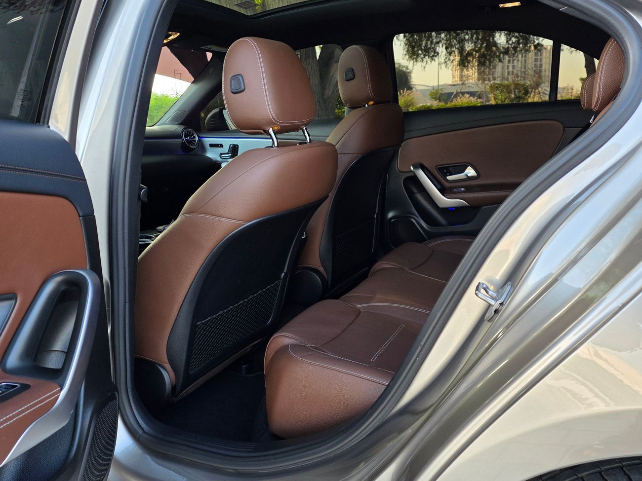 مرسيدس بنز A 220 2.0