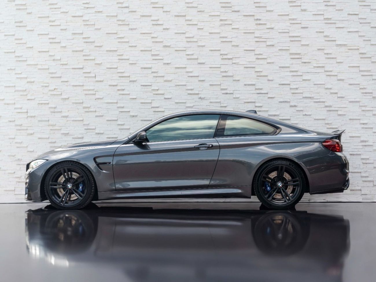BMW M4 3.0T 3.0L