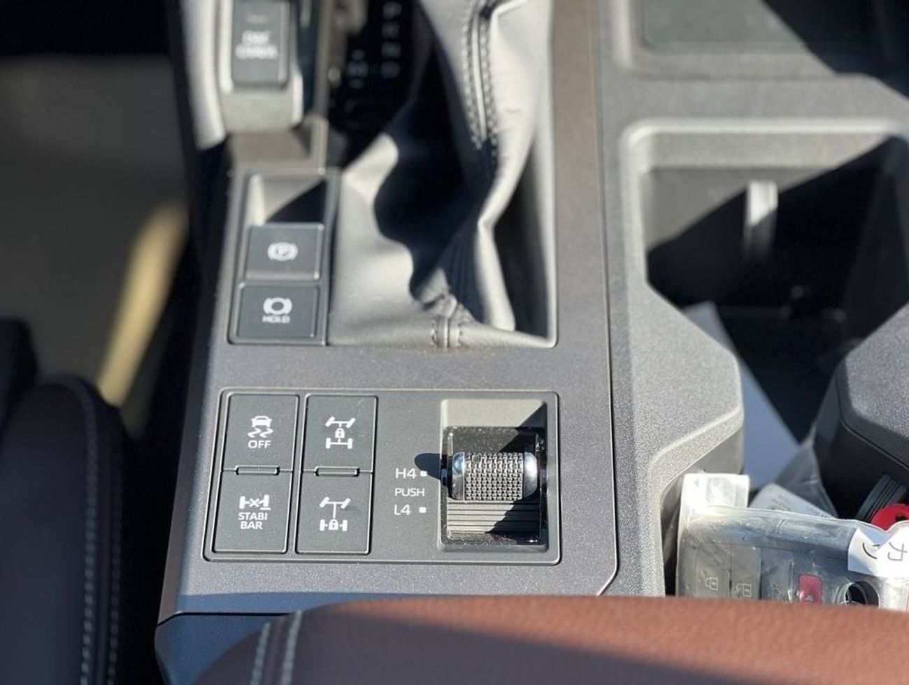 تويوتا برادو Adventure Mono Tone 2.4T ADVENTURE 2.4L TURBO // 2024 // FULL OPTION WITH RADAR & 360 CAMERA , HEAD