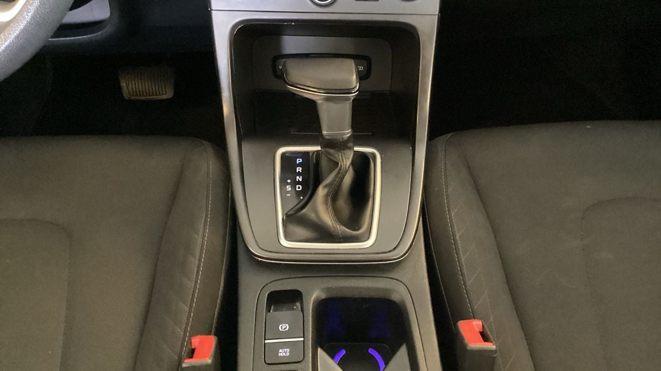 هيونداي كريتا 1.5 MPI SMART CVT | شامل الضمان | 0 ﺪﻔﻋﺓ ﺃﻮﻟﻯ
