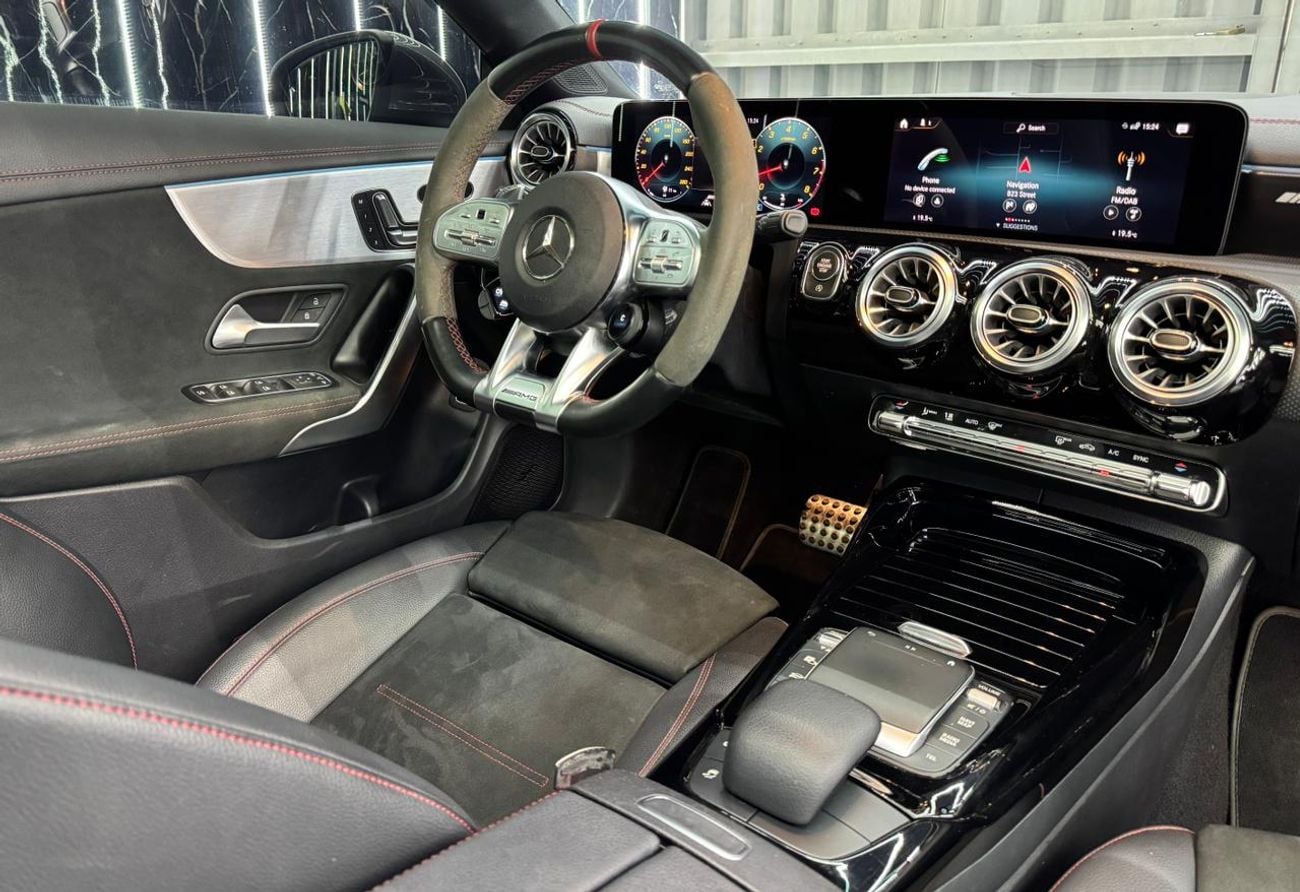 Mercedes-Benz CLA 35 AMG 4MATIC