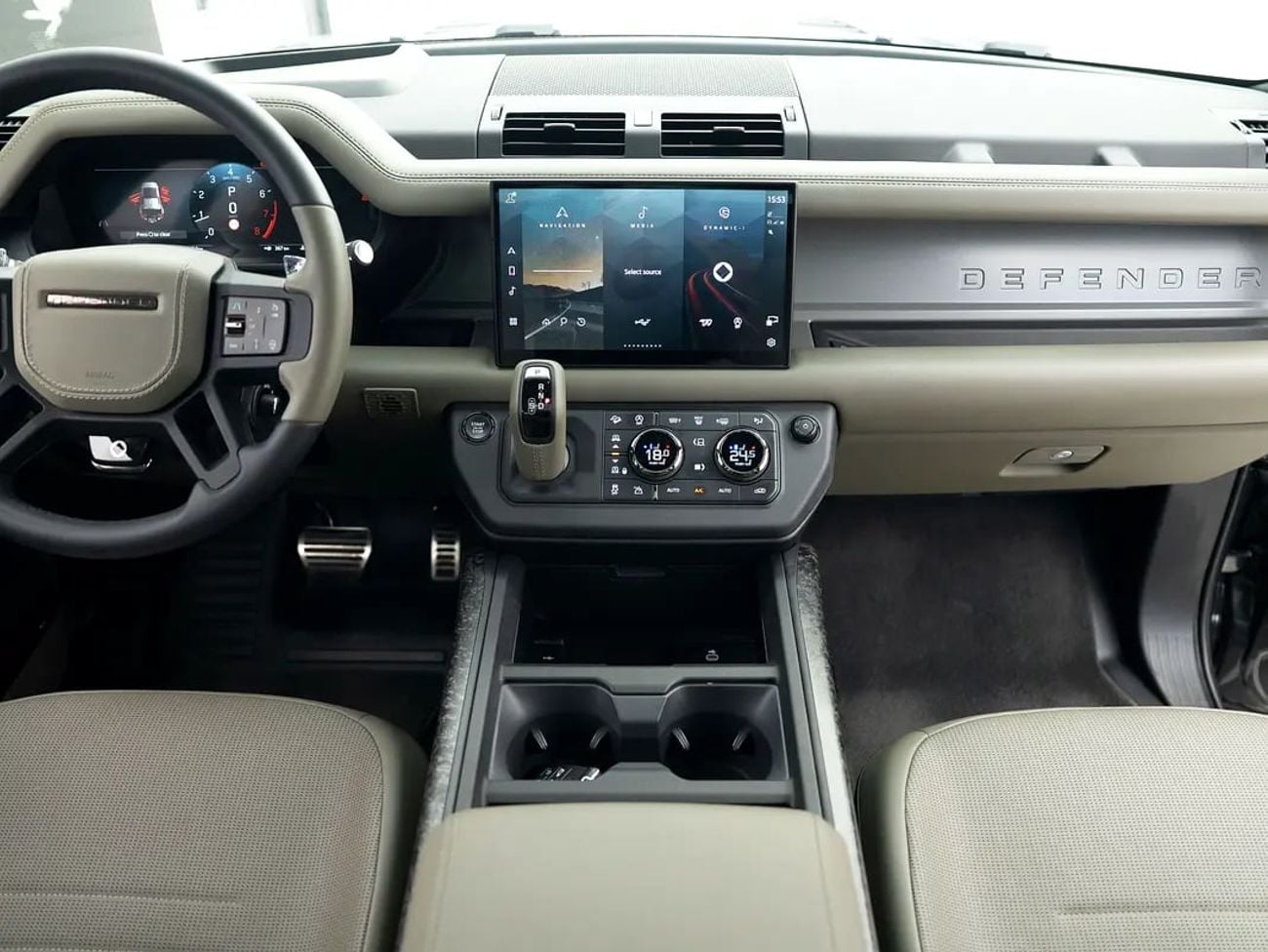 لاند روفر ديفندر 1 OF 1 URBAN AUTOMOTIVE OCTA | 4 YEAR WORLDWIDE WARRANTY | 700 BHP