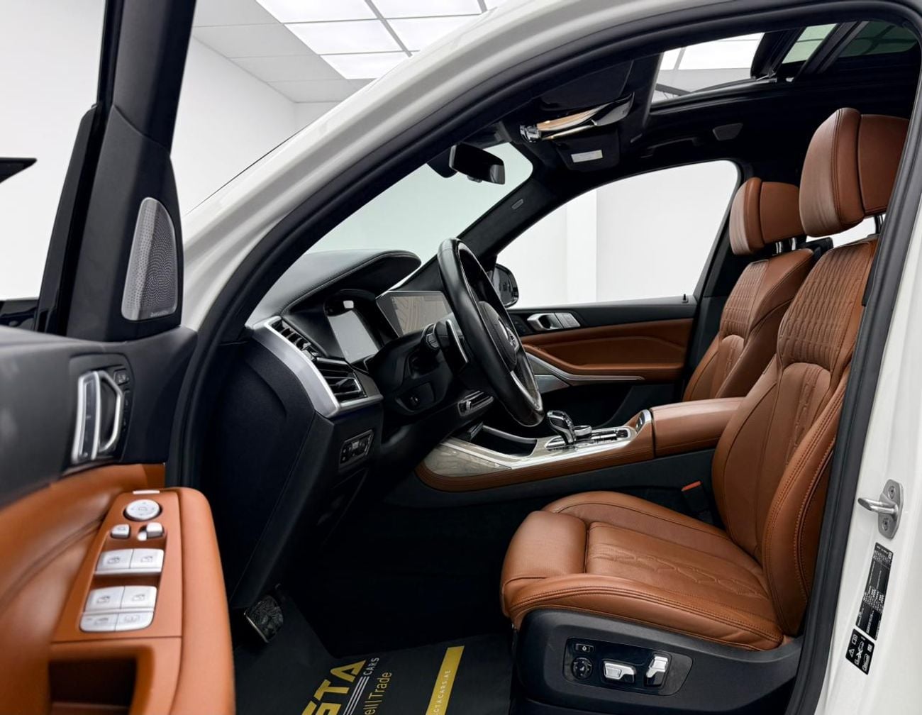 BMW X7 2022 BMW X7 M50i, 2027 BMW Warranty + Service Pack, Full BMW Service History, 7 Seater, GCC