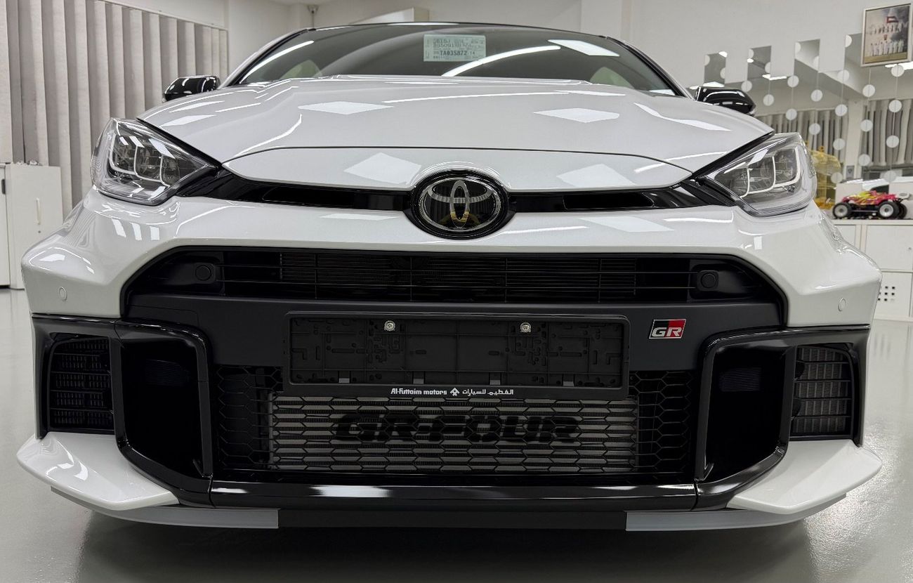 تويوتا يارس GCC .. BRAND NEW .. O km .. GR