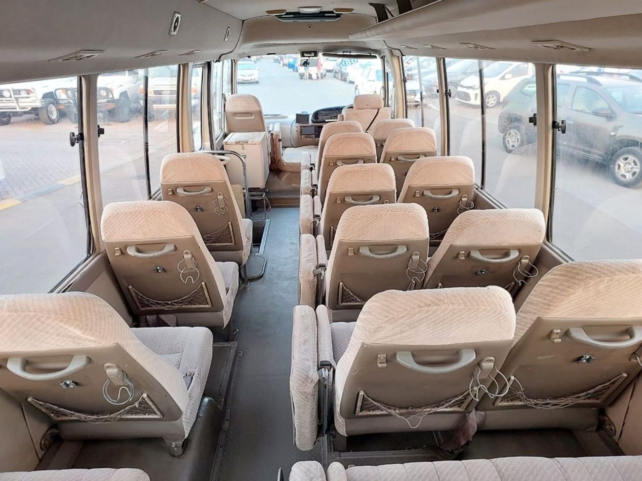 Toyota Coaster TOYOTA COASTER BUS RHD 1996 MODEL 4.1 L DIESEL AUTOMATIC(PM04049)