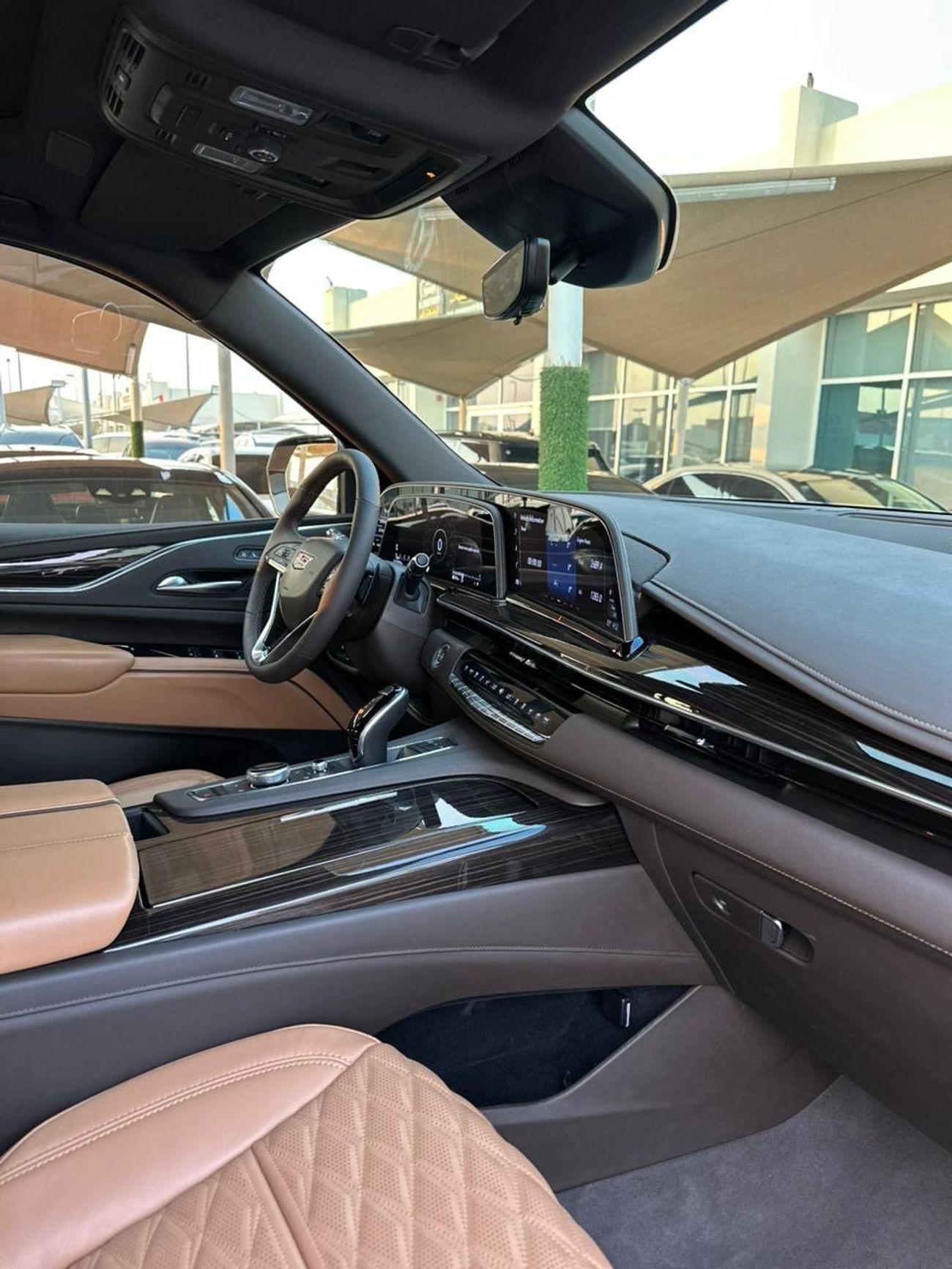 Cadillac Escalade Sport 6.2L 4WD