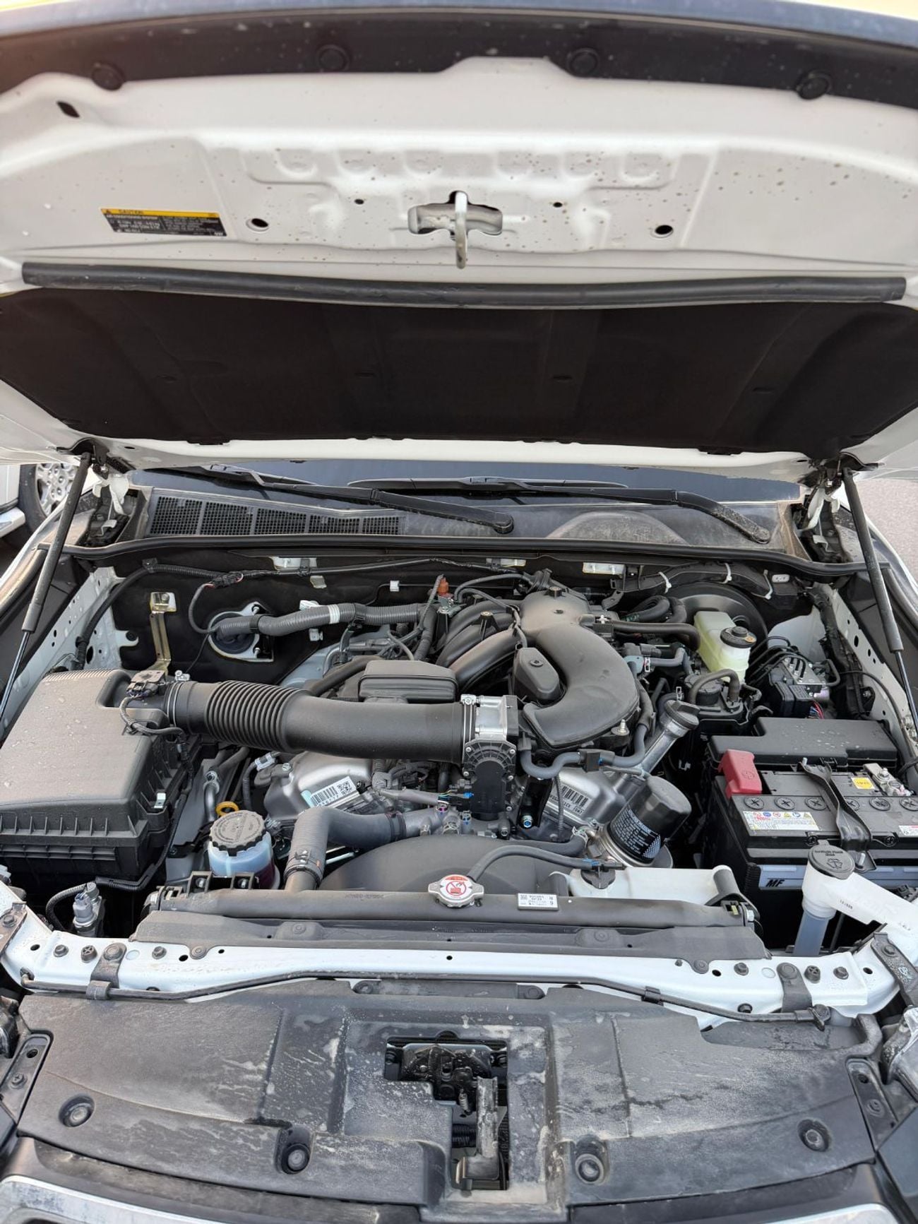 Toyota Hilux DC 4.0L PETROL ADVENTURE AUTOMATIC TRANSMISSION ( FOR RE EXPORT ONLY )