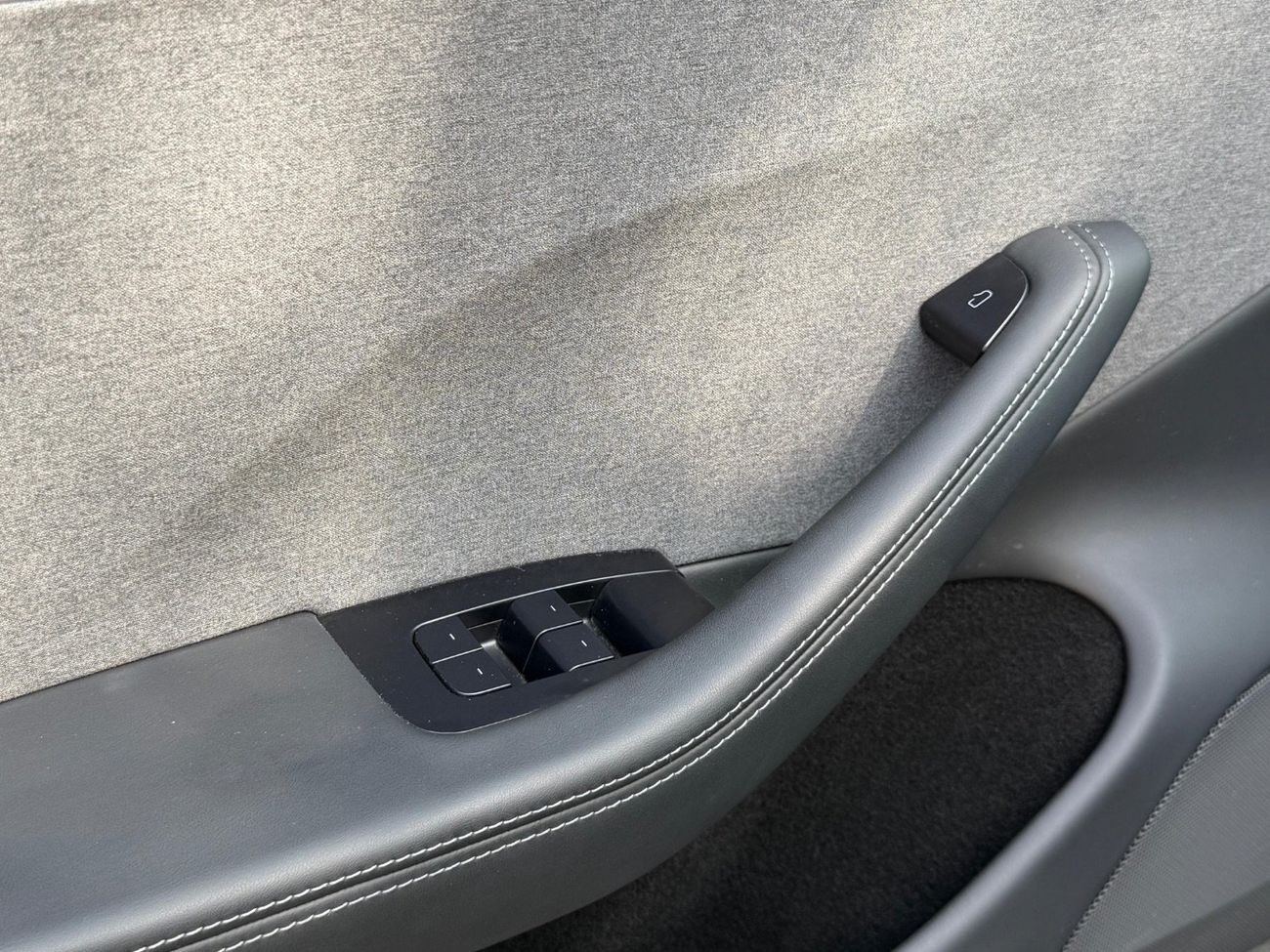 Tesla Model 3 Rear-Wheel Drive