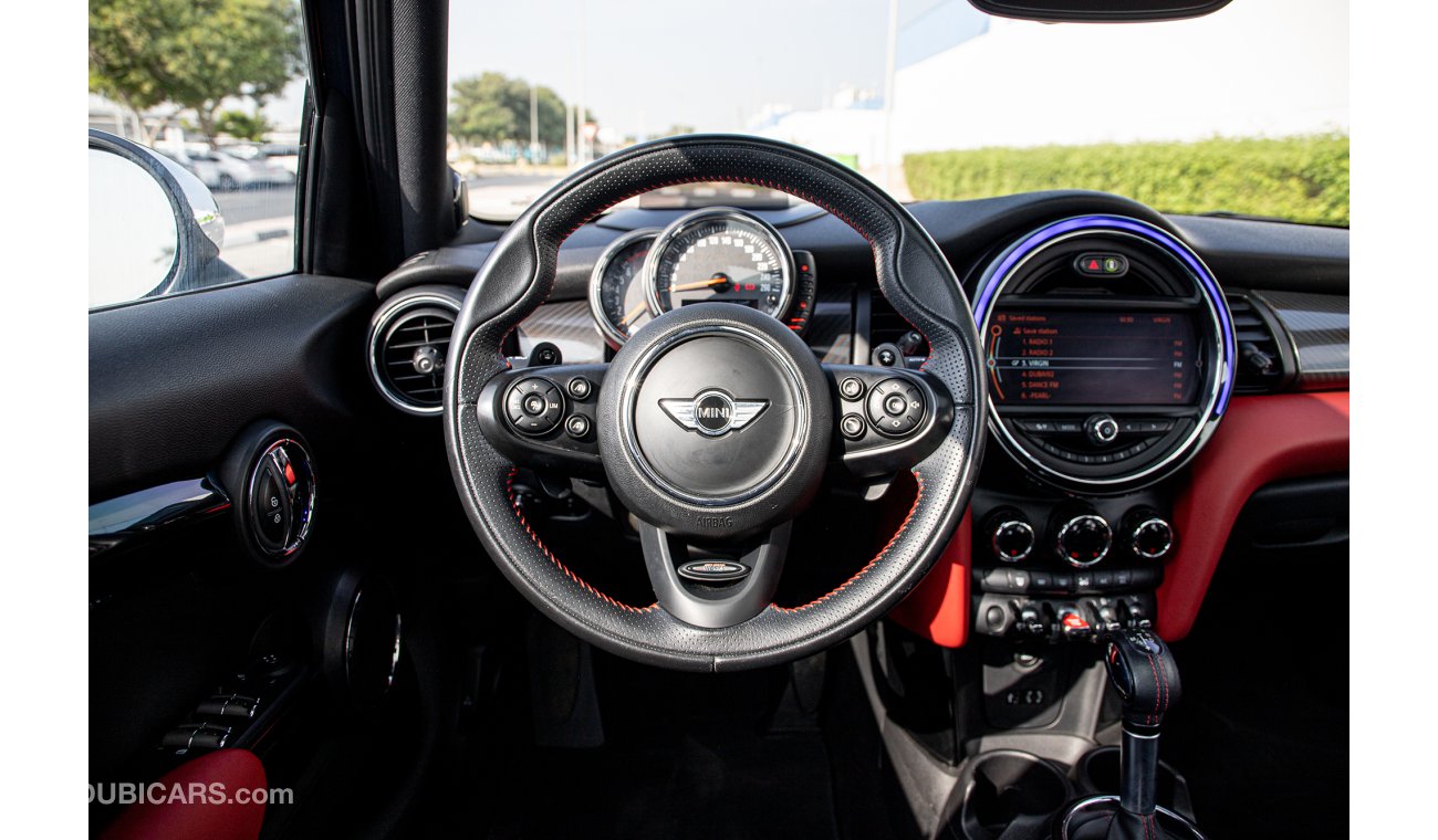 Mini Cooper S JCW - ASSIST AND FACILITY IN DOWN PAYMENT - 1365 AED/MONTHLY