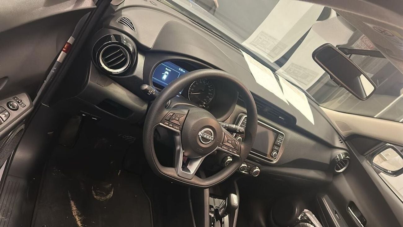 Nissan Kicks SV