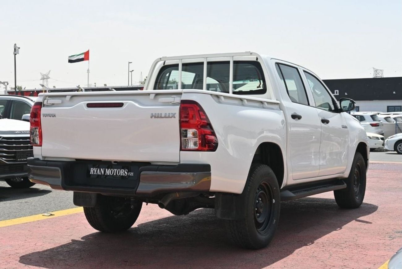 Toyota Hilux Toyota Hilux 2.4L Diesel Manual, 4WD Color White Model 2023