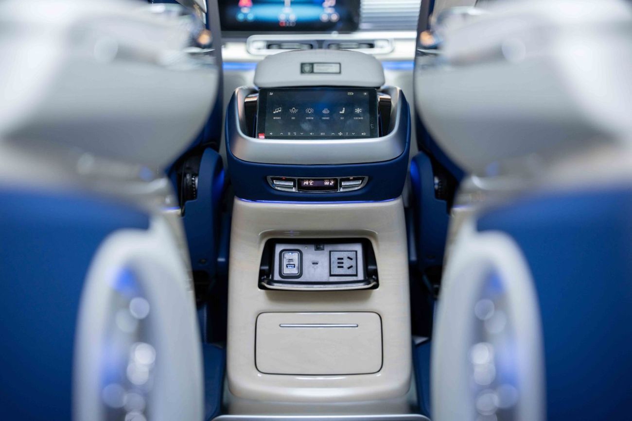 مرسيدس بنز V 300 Limgene by Barugzai | 1 of 28 Magellan Edition | 2 Year Interior Warranty