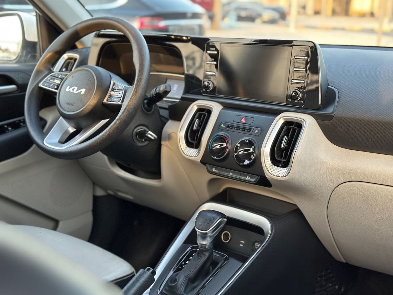 Kia Sonet LX Very good car 2023