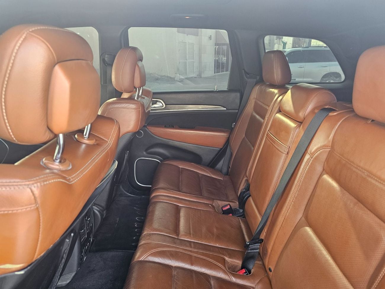 جيب جراند شيروكي SRT8 6.4L