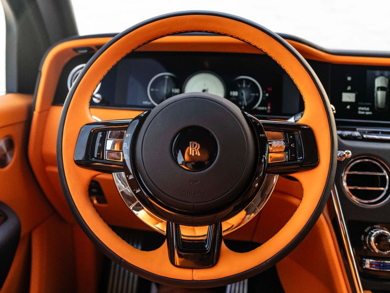 Rolls-Royce Cullinan Silver Badge