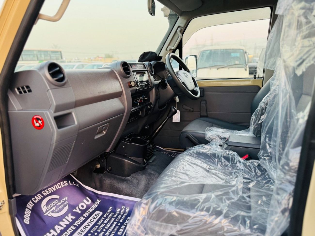 Toyota Land Cruiser Pick Up Toyota Land Cruiser pickup single cabin diesel v8 turbo engine