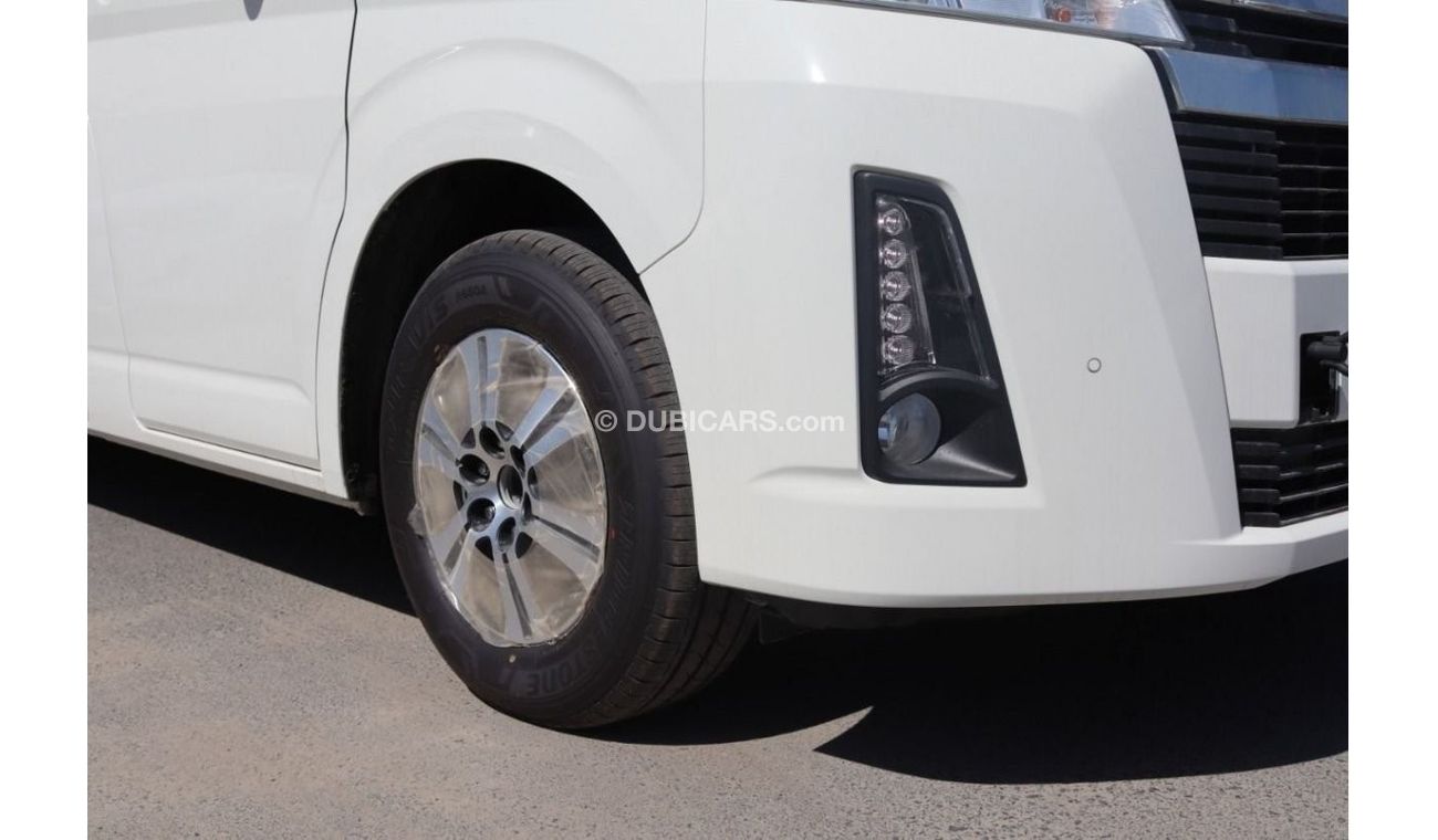Toyota Hiace TOYOTA HIACE HIGH ROOF 2.8L DSL NEW SHAPE 3 POINT BELT