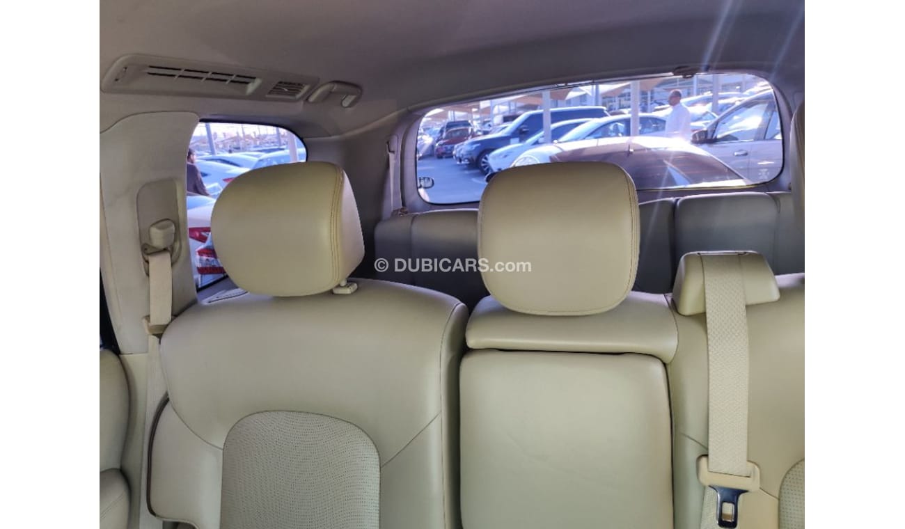 Nissan Patrol 2012 model full options GCC specs Se small engine
