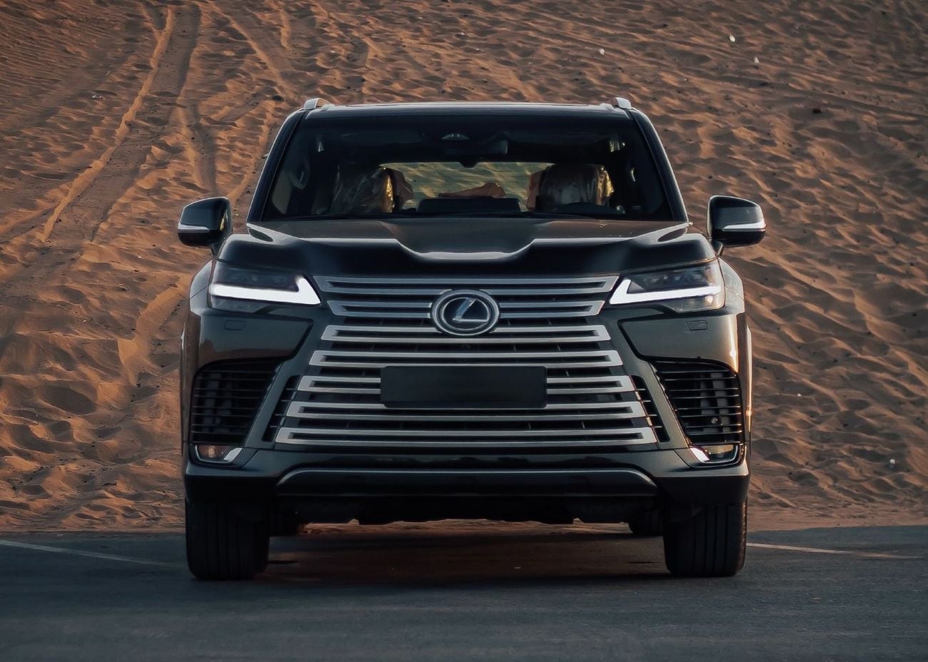لكزس LX 700h TURBOSPORT (OMANI SPECS) AUTOPARK 26/26 BLACK TAN