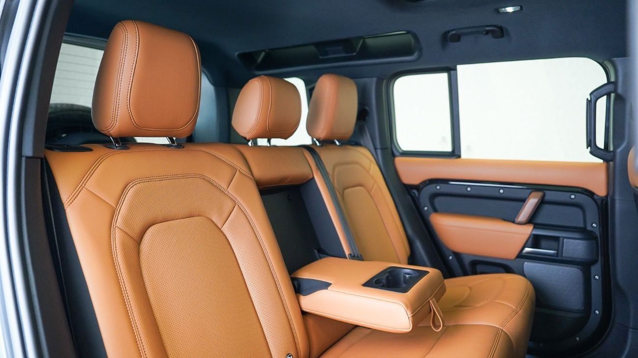 Land Rover Defender Defender 110 P400 HSE X-Dynamic | AED 5,242 PM | Warranty June 2028 | GCC