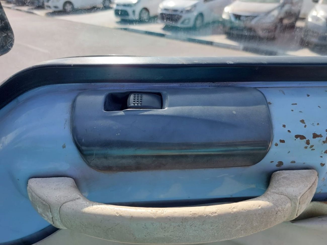 Mitsubishi Rosa (RAMADAN OFFER) MITSUBISHI ROSA BUS RHD 2000 MODEL 4.9 L DIESEL AUTOMATIC(PM00276)